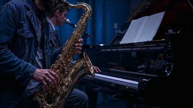 Jak wybrać powierzchnię podestu do występów tanecznych – bezpieczeństwo i wygoda